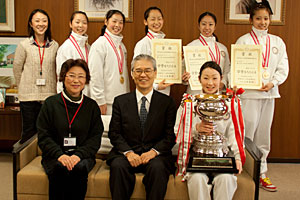 第65回 全日本新体操選手権大会 団体フープ リボン優勝 学生の活躍 クラブ紹介 キャンパスライフ 日本女子体育大学